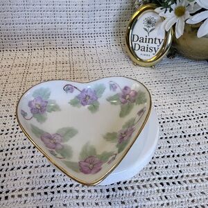 Heart-Shaped Floral trinket dish